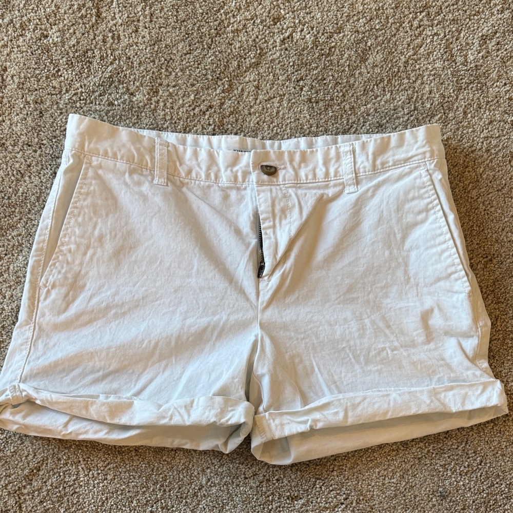 GAP Women's High Waist White Shorts